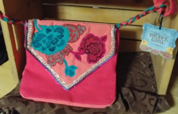 🆓 With $25 Dollar Purchase! **NWT**Melody Ross - Picture 1 of 6